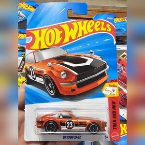 Hot Wheels Datsun